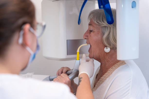 Best Broken or Cracked Tooth Emergency Dentist in Round Lake Heights, IL